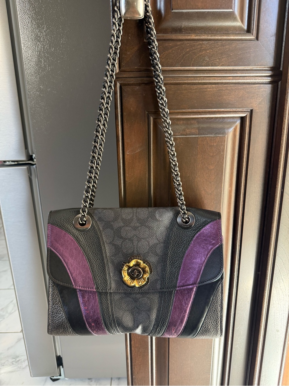 Coach Parker Signature Canvas Leather Wave Tea Rose Brass No. 69526 Shoulder Bag